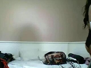 Maxine X Fucks Her Tight Anus While Vibing Her Sensitive Clit