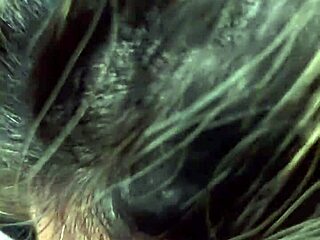 Found a hooker on the corner for a blowjob, she wanted 100, I bargained, she sucked the tip, took her to the vacant lot, what a delicious blowjob! 😍