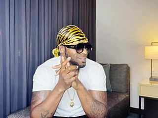 Big butt babe Kaia Angel takes Rome Majors' huge cock from behind 😍