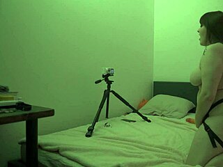 ahahahahaha shooting the video looks weird with curvy milf