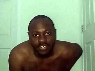 요, 내 패러디 리믹스 'They Go Both Wayz' 무료로 들어볼래?