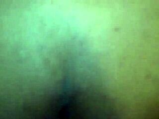 sri lankan girl gets anal fucked hard! 🍆