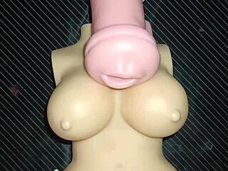 3P에서 키시랑 돌리가 블로우잡과 애널 섹스, 입에서 엉덩이까지, 끝에 가슴에 정액, 아마추어와 리얼돌 클로즈업