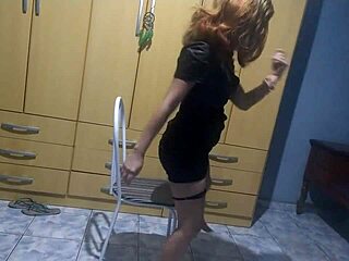 Am I the sexiest dancer in the world?