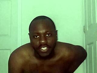 요, 내 패러디 리믹스 'They Go Both Wayz' 무료로 들어볼래?