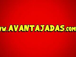 Transexuală fierbinte Lia Dotada îi forează fundul strâmt negru al vecinului