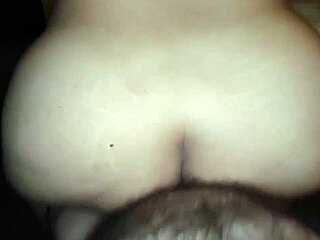 gordita culona gets fucked doggystyle by big cock 😈