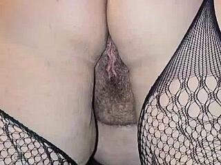 preggo milf spreads wide while granny watches in anticipation of more