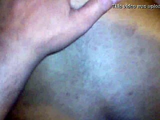 sri lankan girl gets anal fucked hard! 🍆