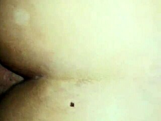 Solo por el culo: intense anal sex with a mature milf!