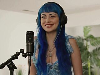 big bootied baddie jewelz blue gets fucked by her blind date.