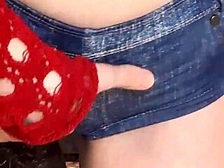 i am fetish mistress elza koms, worship my juicy asshole