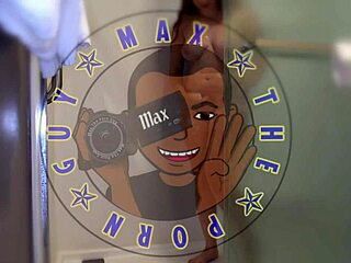 Behind the scenes with Roxxxie Blackhart in season four