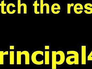 Høyklasse kone puppeknuller rektors massive kuk på kontoret