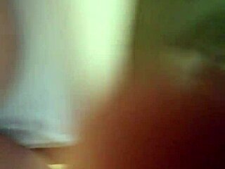 胖骚熟女屁眼骑乘狂肏射满光溜湿屄