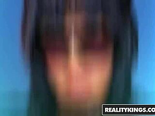 Realitykings features Celiny Salles and Tony Tigrao. Mike in Brazil delivers curvy assfucking action.