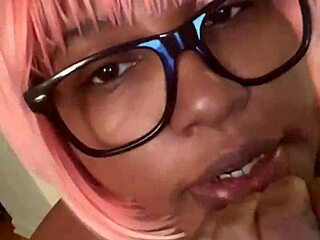 feeling like an emo girl, call me emo barbie shabrim 😈✨