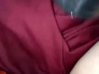 Toilet fetish babe heats up wet pussy with hairdryer