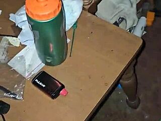 Минет от зрелой GILF оставляет его жаждущим большего