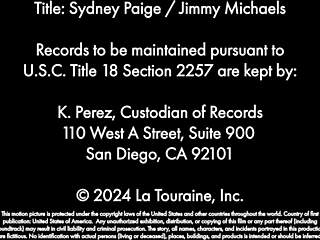 Гореща milf Sydney Paige позволява на заварения си син да я чука в тесния задник! 🔥🍑