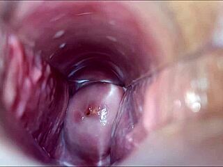Prieskum hlbokého vaginálneho orgazmu so špeculom pre intenzívne sólové potešenie, sleduj ako sa trasie v extáze!