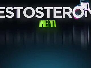 A morena chupou os peitinhos da novinha gostoso, levando ao orgasmo