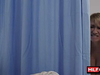 Blonde Jenna Starr and Melony Melons Bang Huge Dick