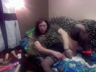 i caught 2 naughty amateurs on live cams