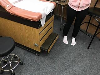 scarlett johnson consults on medical tit issues in part 1