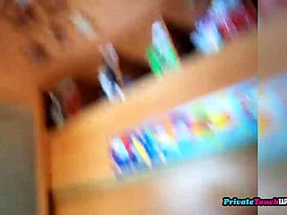 My cock hard for neighbor's pussy 😍