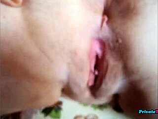 My cock hard for neighbor's pussy 😍