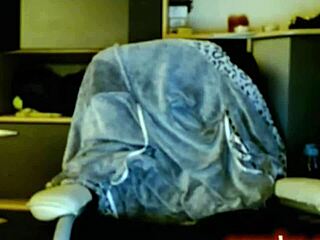 sexy teen in black stockings and garter belt teases with her ass and feet 😍