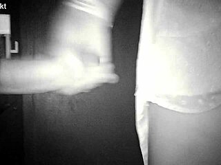 Glory Hole Dei Para Um Gostoso Minha Buceta Pedir Pra Entrar E Me Comer Na Cabine