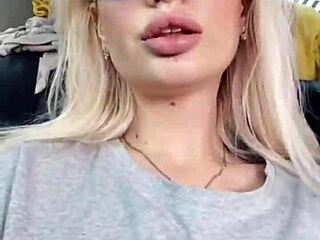 Rasa seksi gila dengan MILF Latina berlekuk Elza Koms toket besar fetish