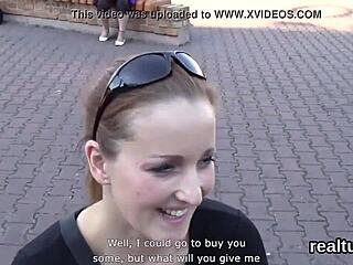 Perfekte tschechische Teen in Hypermarkt angemacht, dann POV mit Anal penetriert 😈