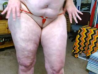 booty spreading in thongs and gstrings parade