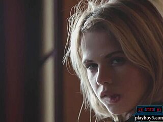 Tiny Russian Teen Does Hot Striptease Showing Shaved Pussy 😍