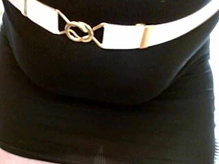 booty spreading in thongs and gstrings parade