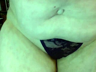 booty spreading in thongs and gstrings parade