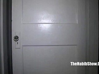 Ghetto Hood Cocoa Kat Fucked In Trap By Quickie Mart Worker