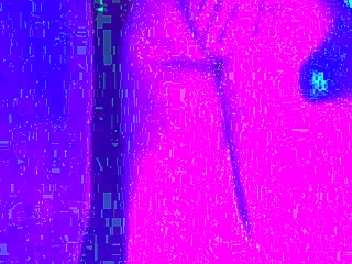 ella quiere decir algo importante, presten atención a la mami shemale