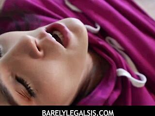 Oye, Fiona Frost es el experimento salvaje de mi hermana de paso