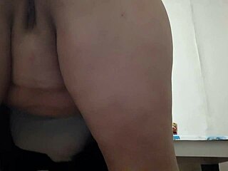 Hot Milf's Wet Pussy Close Up – Orgasms Fly?