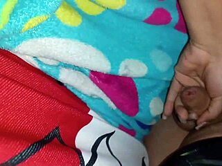 Cansado Llegué Del Trabajo Me Pongo A Ver Porno Y Que Me Masturbe Mi Esposa