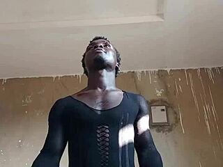 Kwameoppong65 dances with big cock heating the day