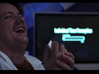 Gekke wetenschapper bevriest en neukt labpartner Matty Mila!