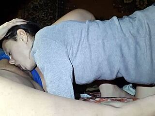 Hot cunnilingus from a real lesbian couple!