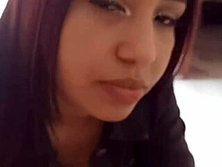 Приятелката ми обеща пари но свърши като се чука наоколо в Ню Йорк