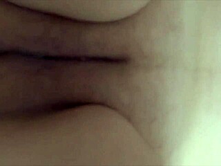 amiga de 58 anos se masturbando e eu filmando