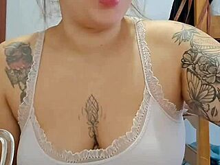 When I Get Horny The Light Turns On